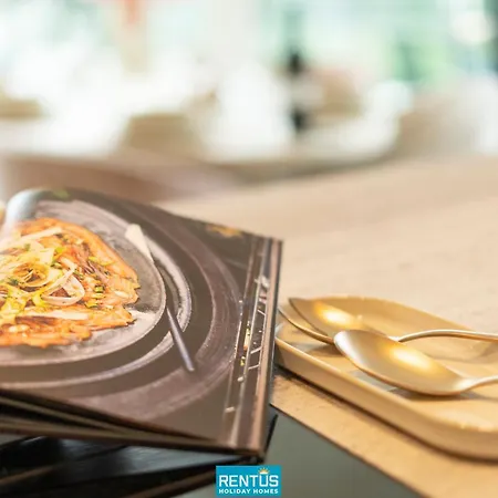 La Vie En - Beautifully Decorated *